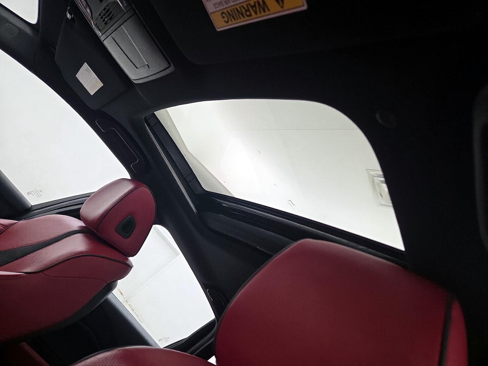Sunroof(s) & Overhead Airbags