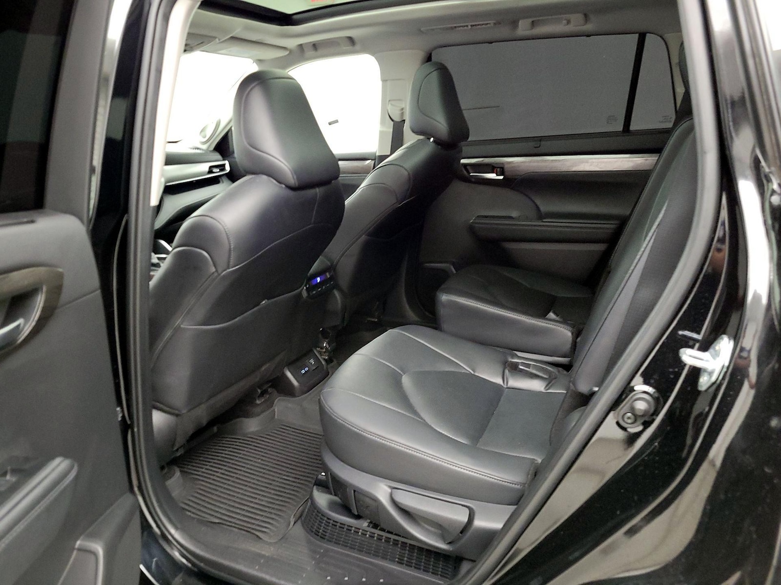 Rear Air Conditioning