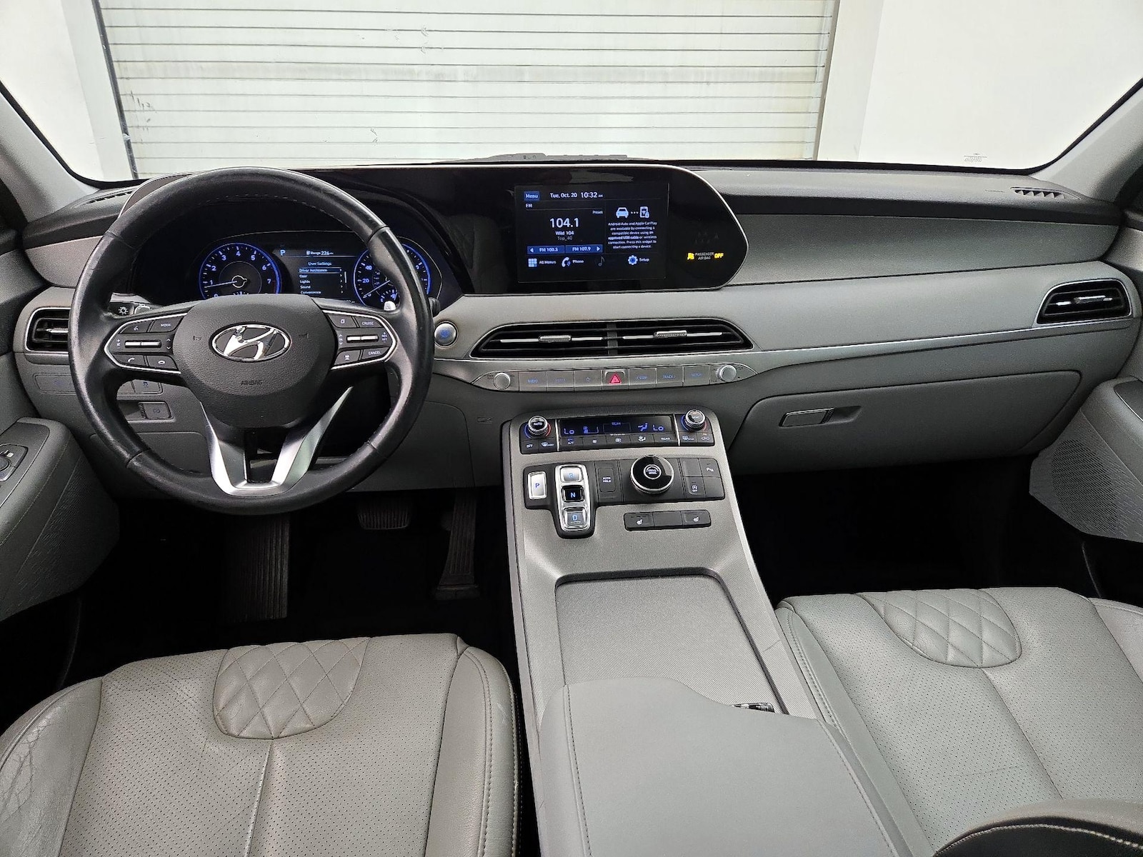 Apple CarPlay® & Android Auto™