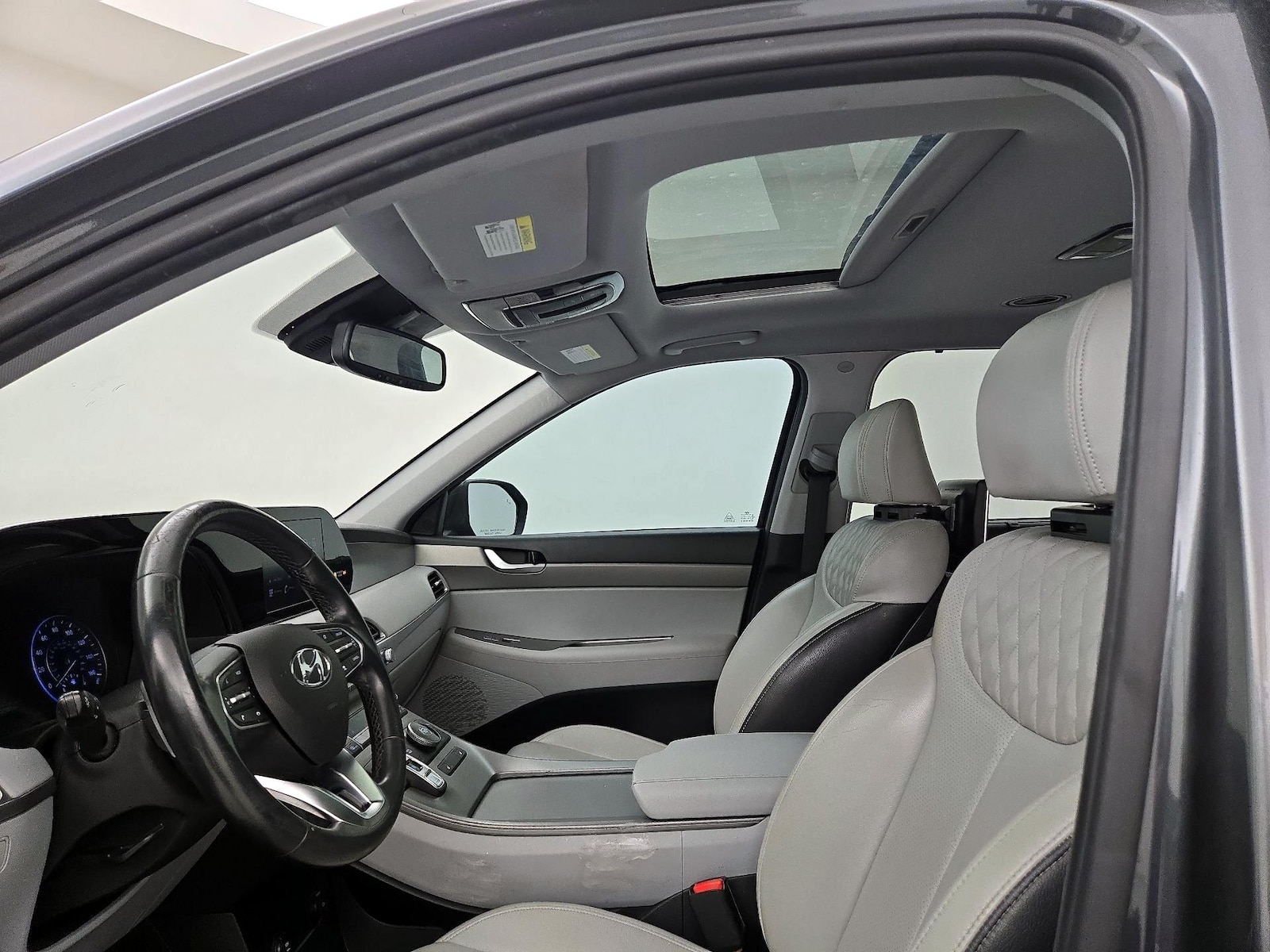 Sunroof(s) & Overhead Airbags