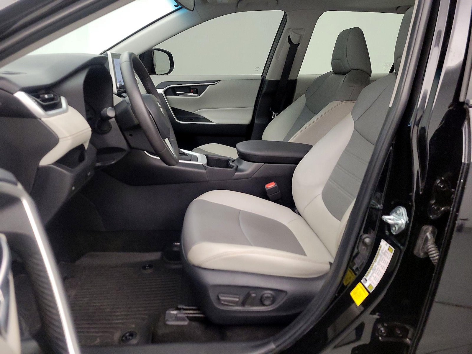 Power Seat(s) & Side Airbags