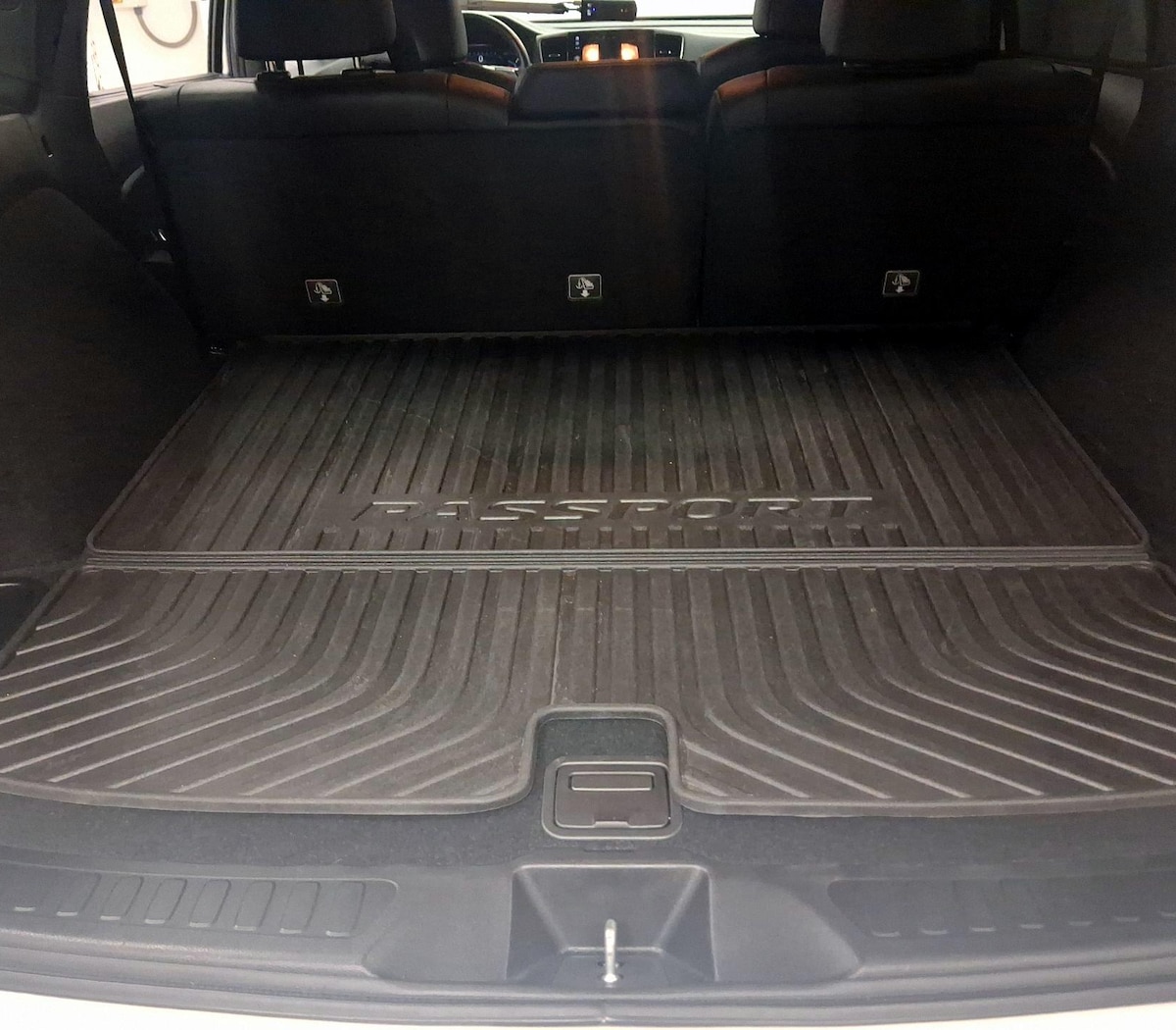 Trunk/Cargo (Seats Up)