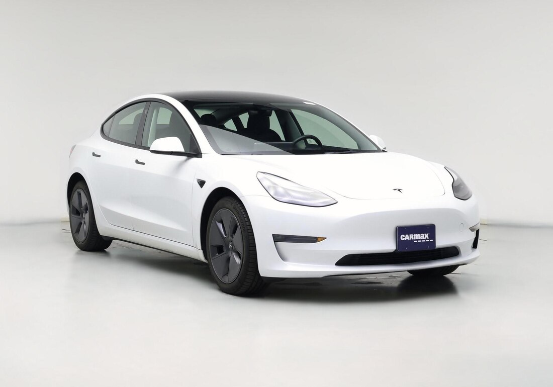 2023 Tesla Model 3 Long Range All-Wheel Drive in White — CarMax photo