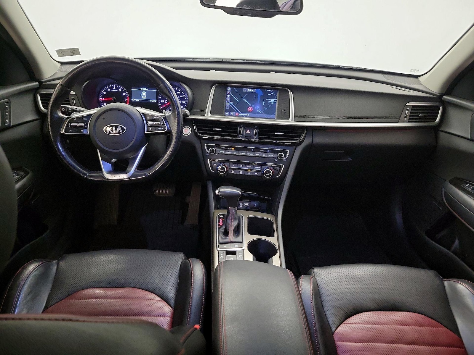 Apple CarPlay® & Android Auto™