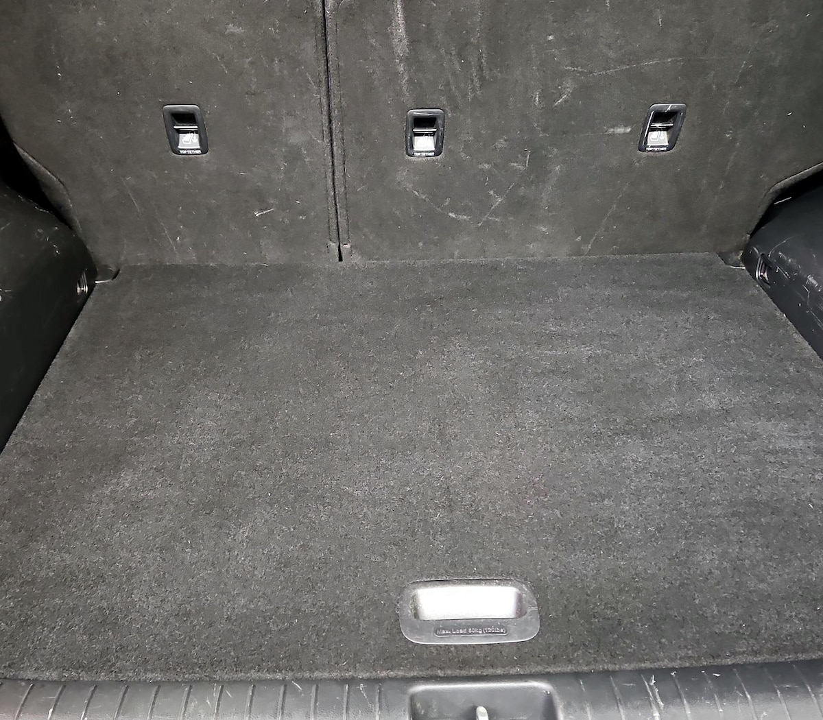 Trunk/Cargo (Seats Up)