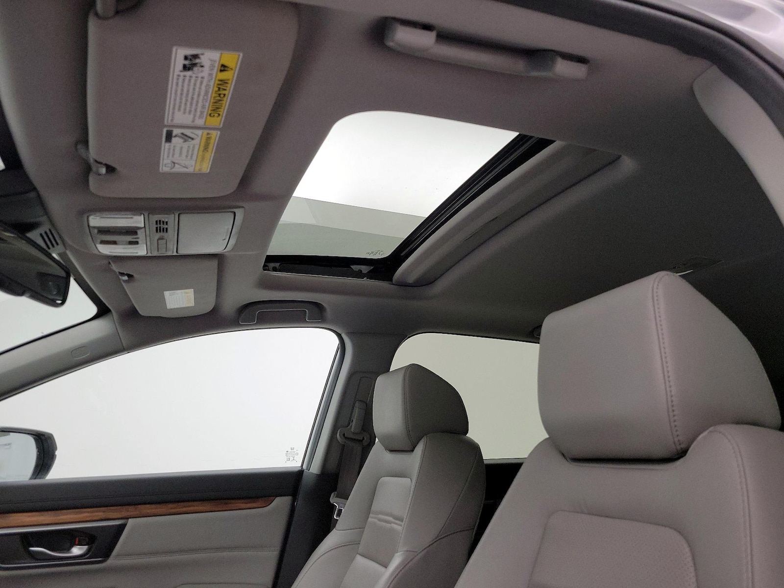 Sunroof(s) & Overhead Airbags