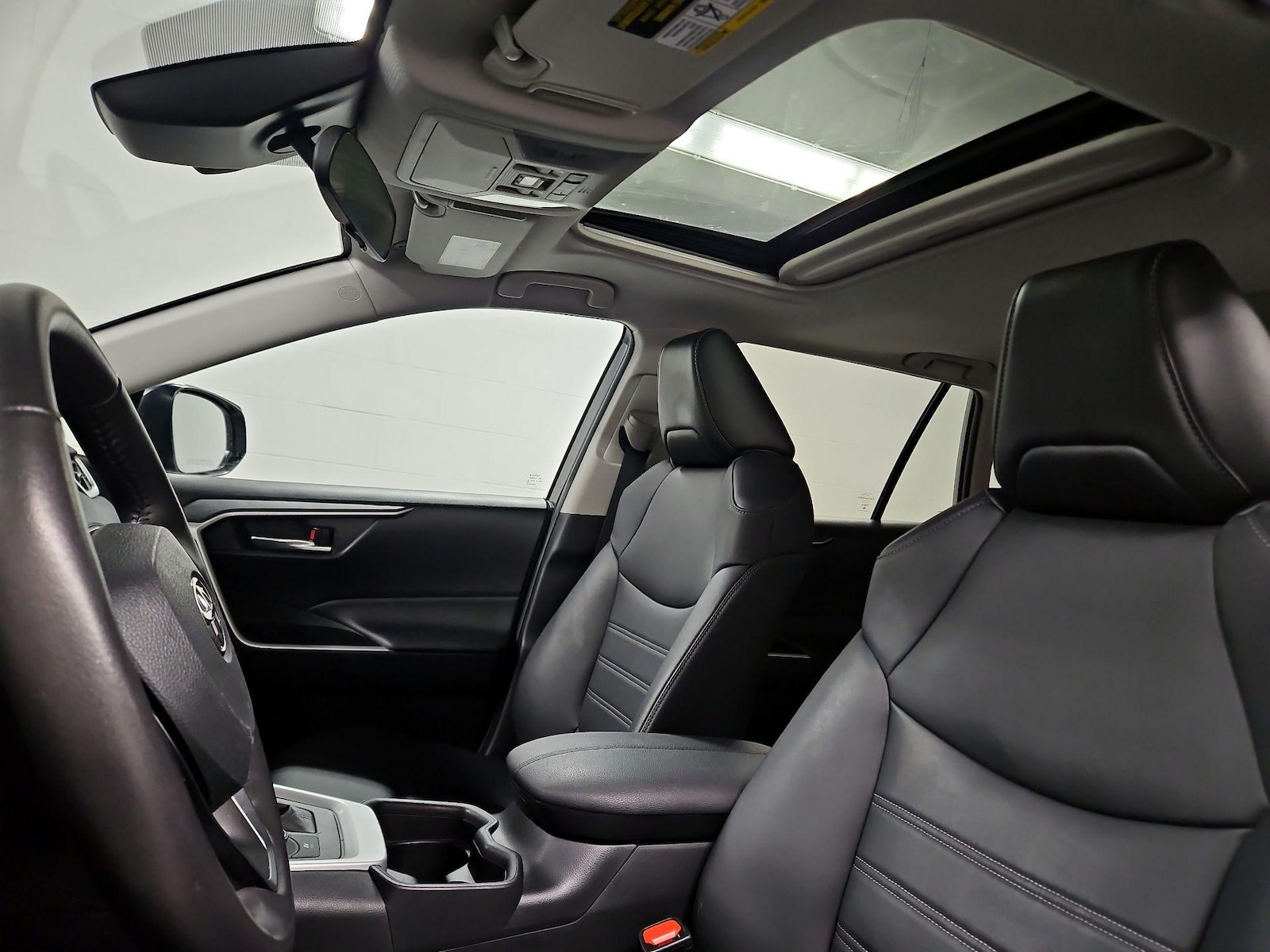 Sunroof(s) & Overhead Airbags