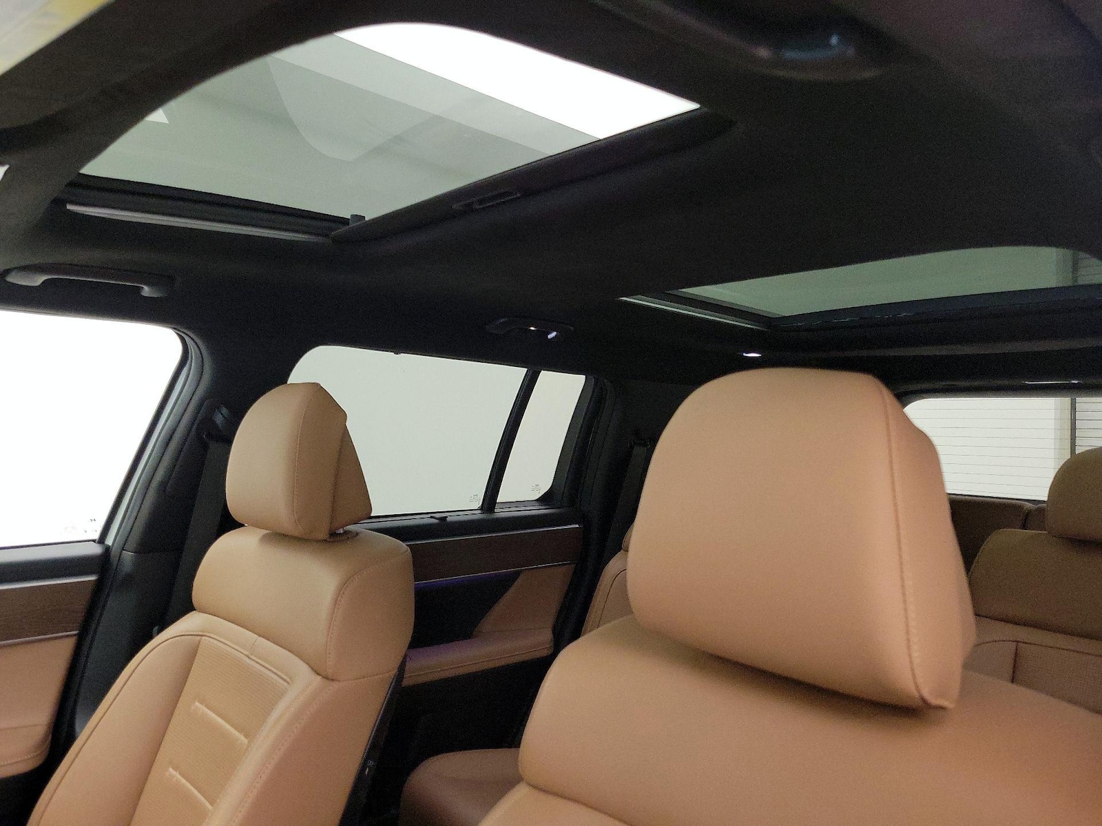 Sunroof(s) & Skylight(s)