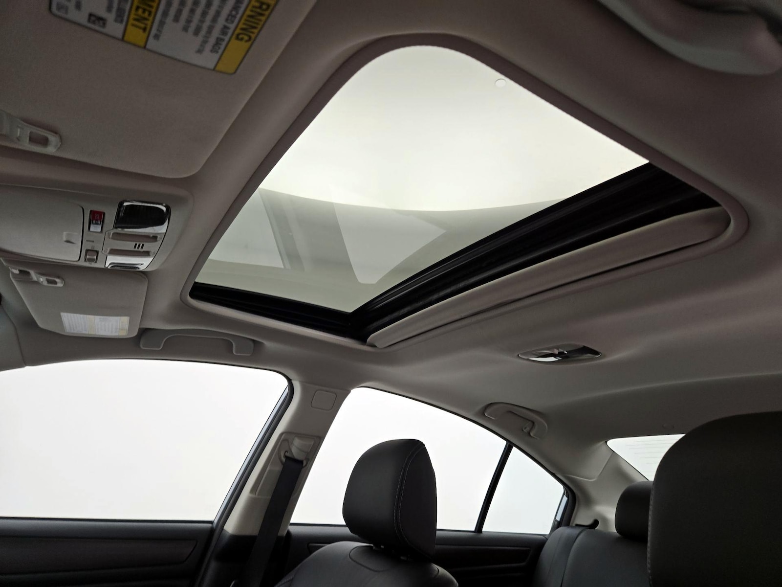 Sunroof(s) & Overhead Airbags