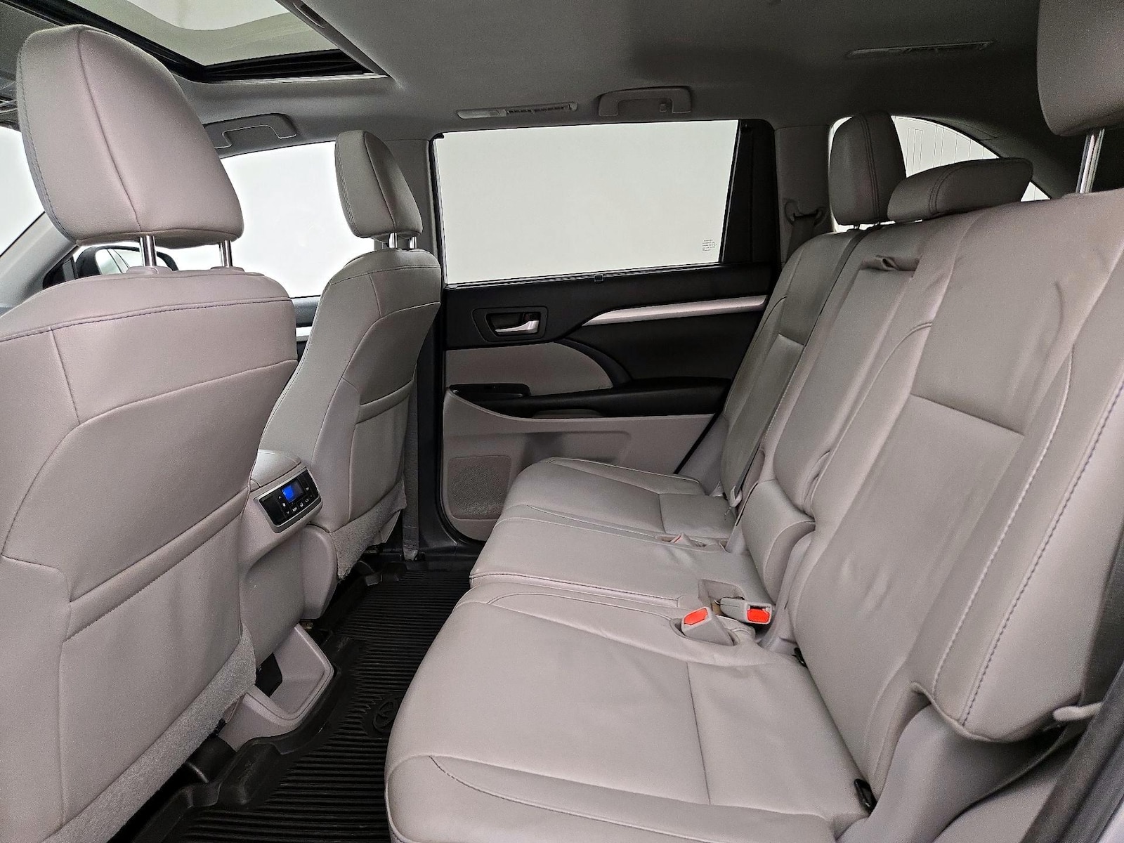 Rear Air Conditioning