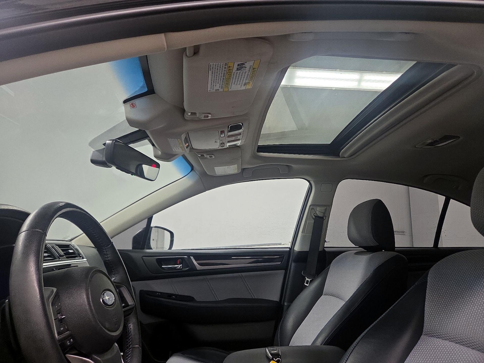 Sunroof(s) & Overhead Airbags