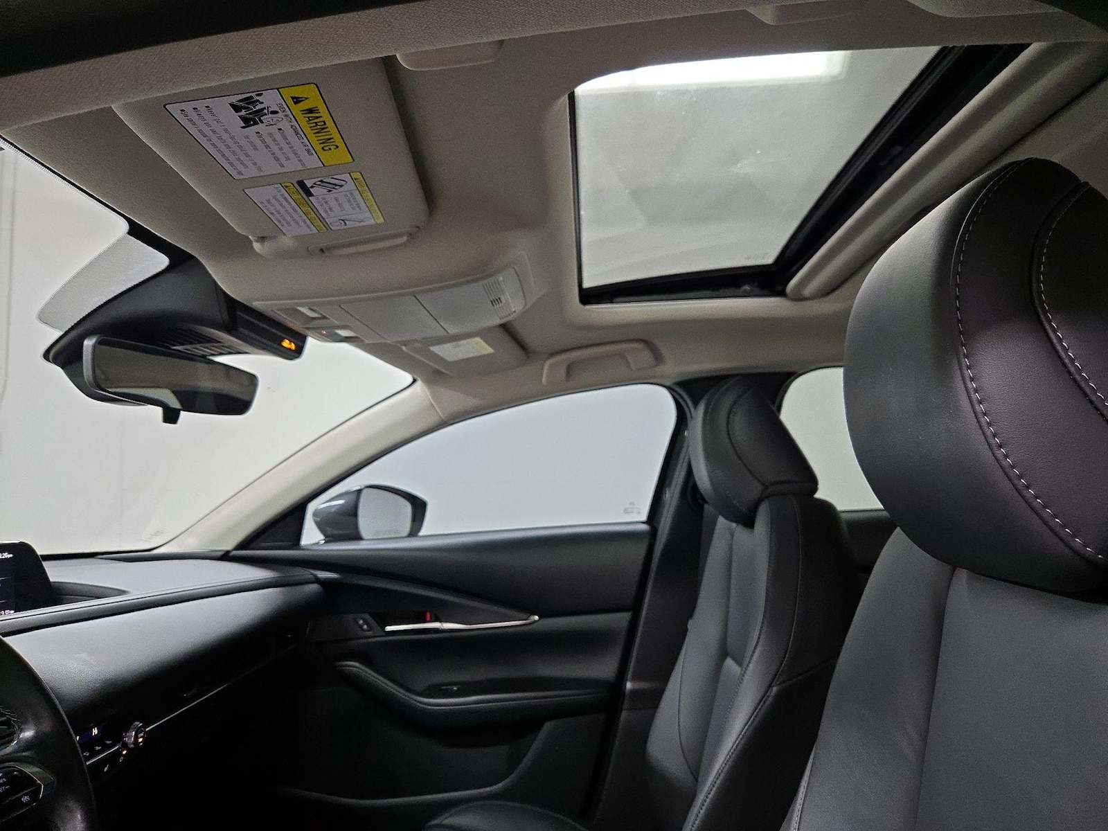 Sunroof(s) & Overhead Airbags