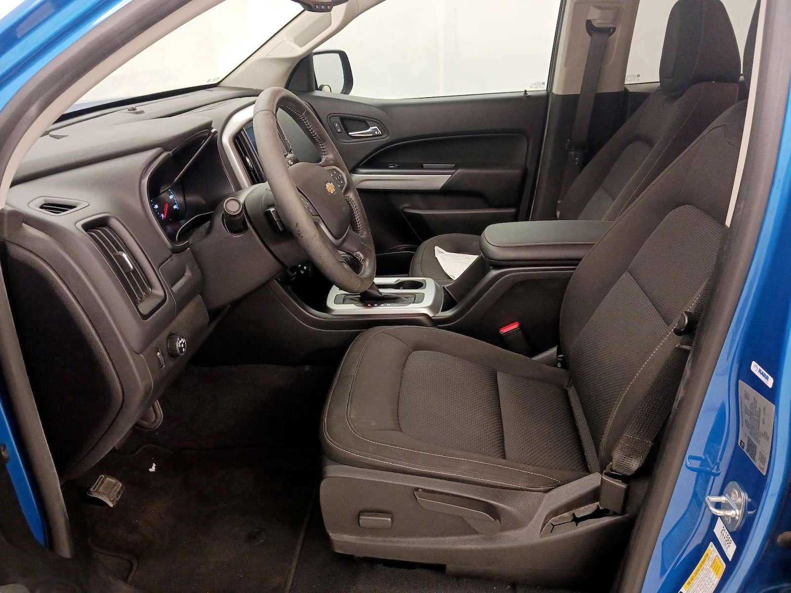 Power Seat(s) & Side Airbags