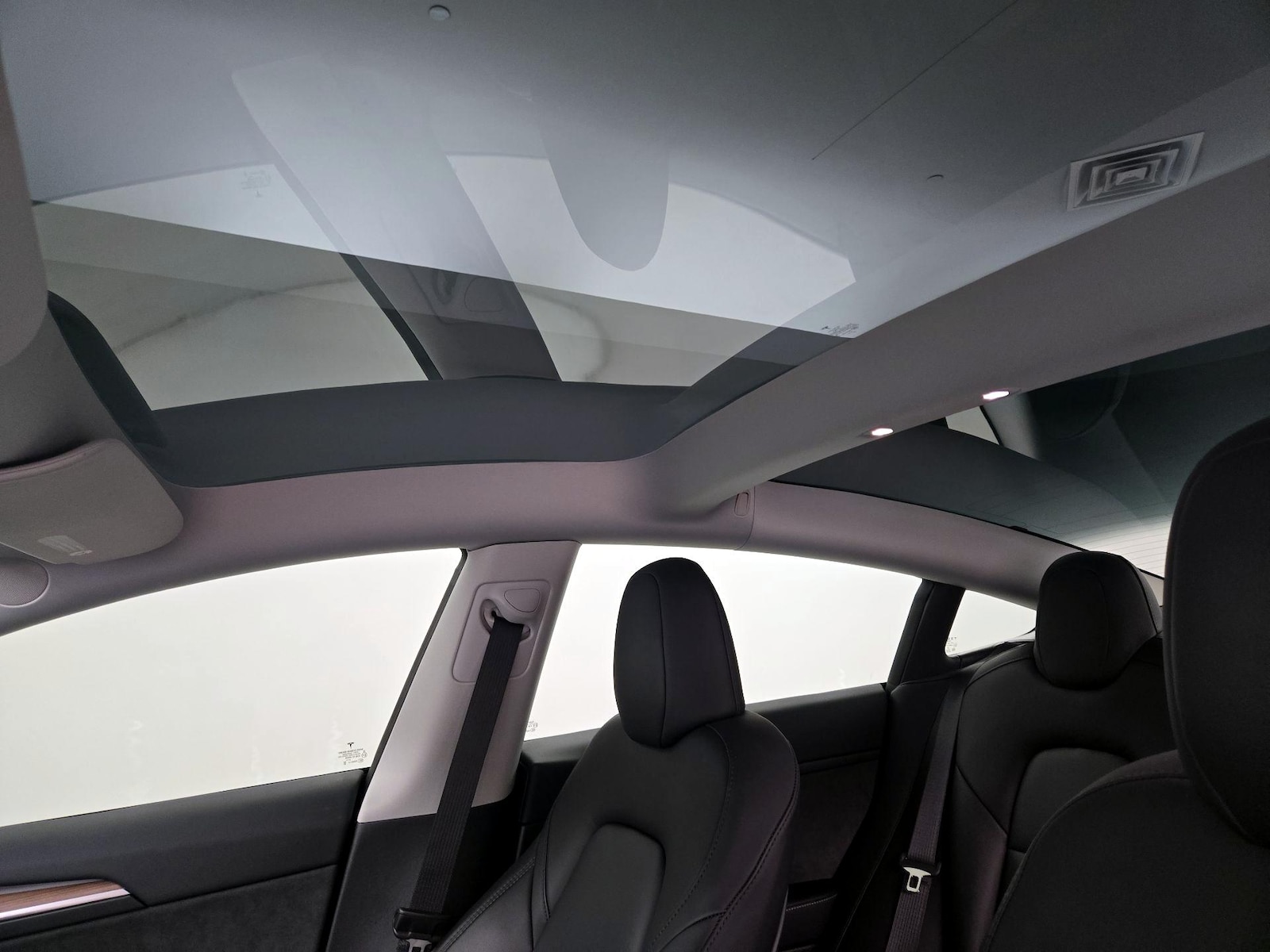 Skylight(s) & Overhead Airbags