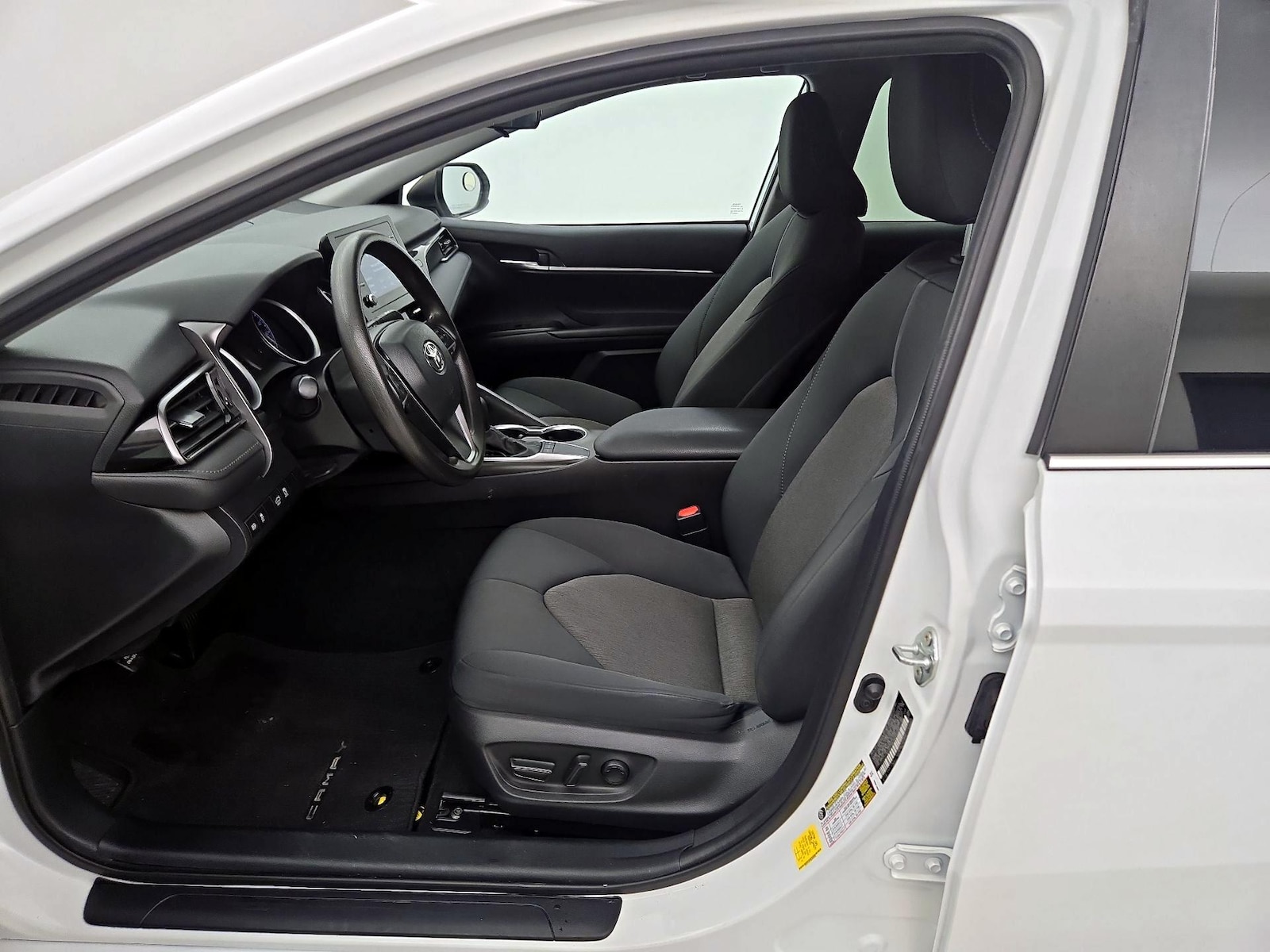Power Seat(s) & Side Airbags