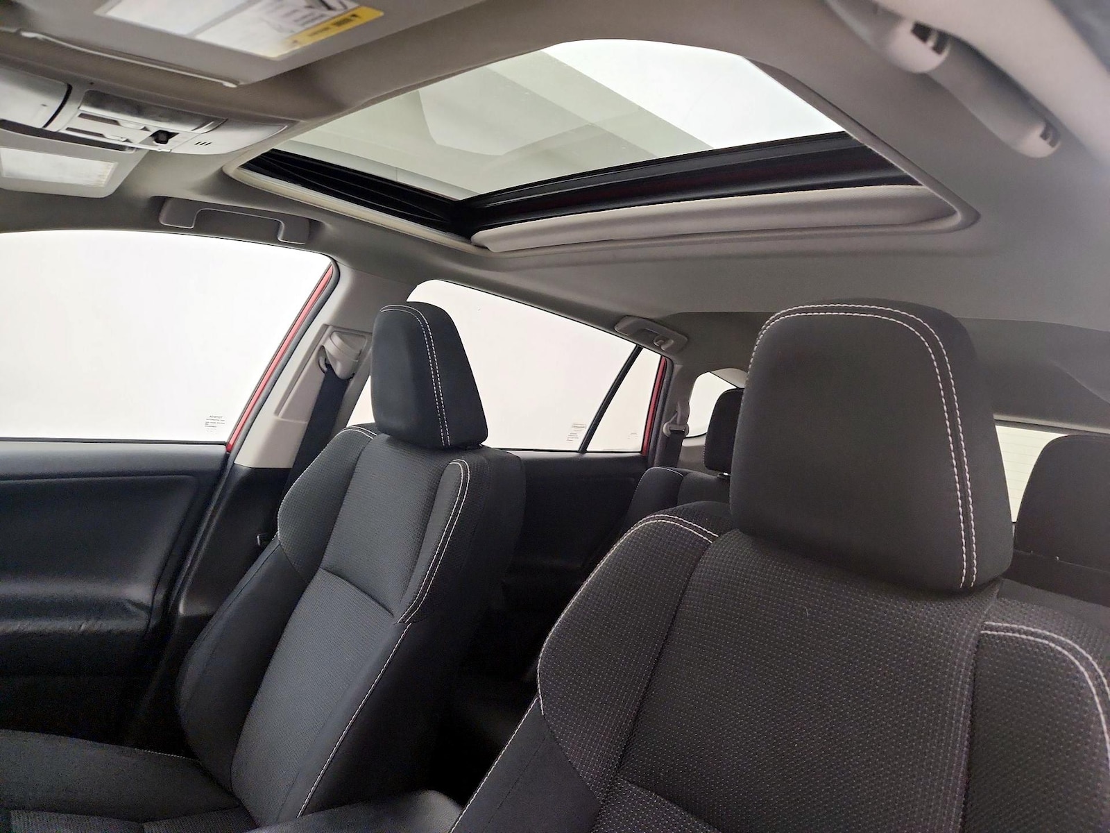Sunroof(s) & Overhead Airbags