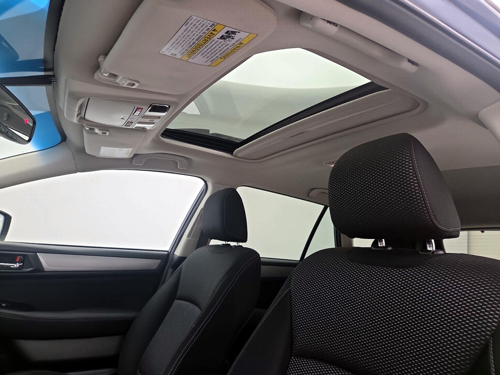 Sunroof(s) & Overhead Airbags