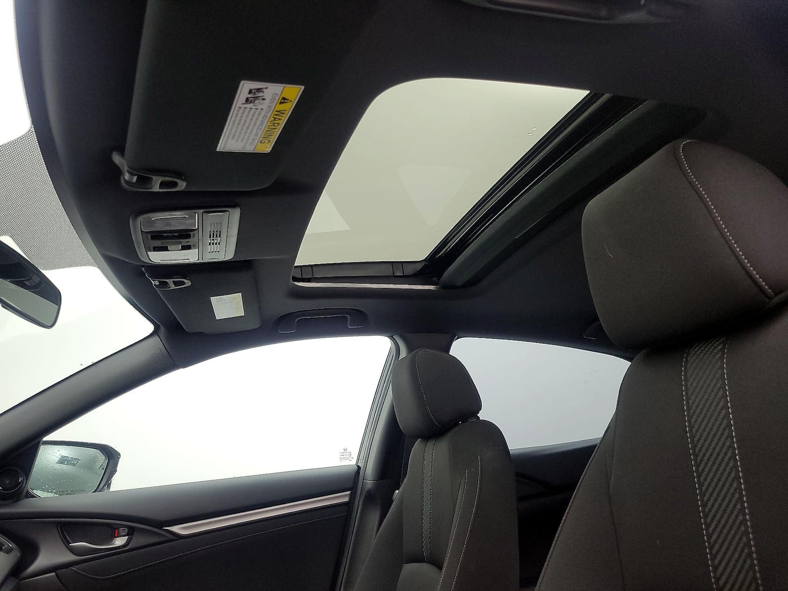 Sunroof(s) & Overhead Airbags