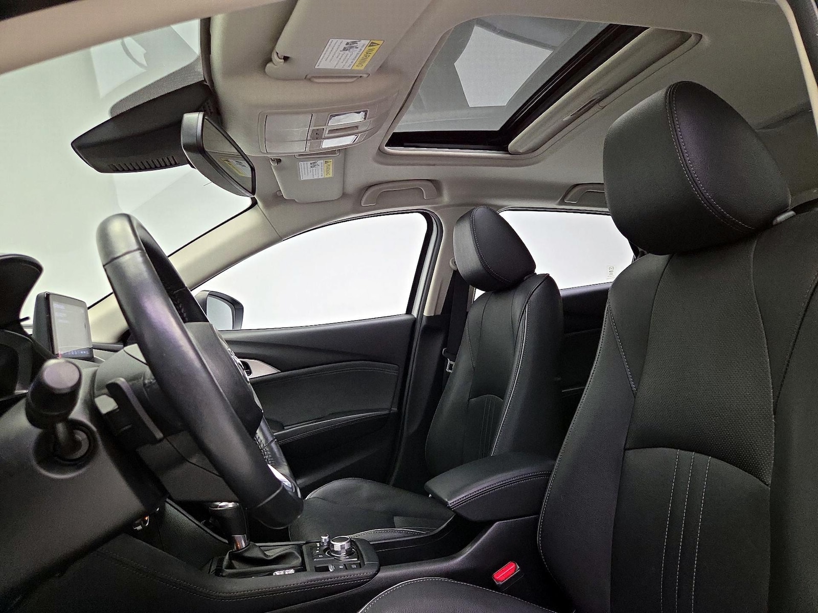 Sunroof(s) & Overhead Airbags
