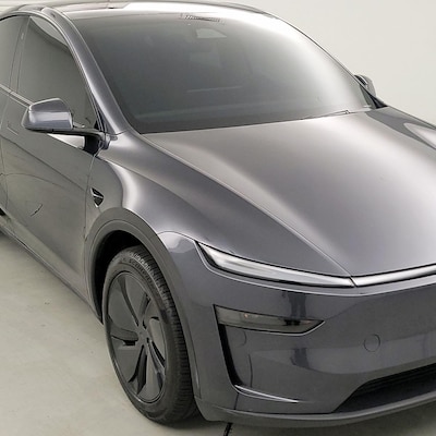 2026 Tesla Model Y Long Range