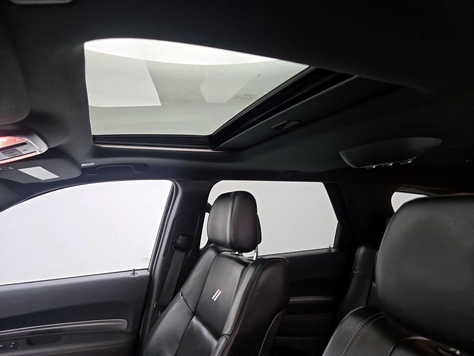 Sunroof(s) & Overhead Airbags