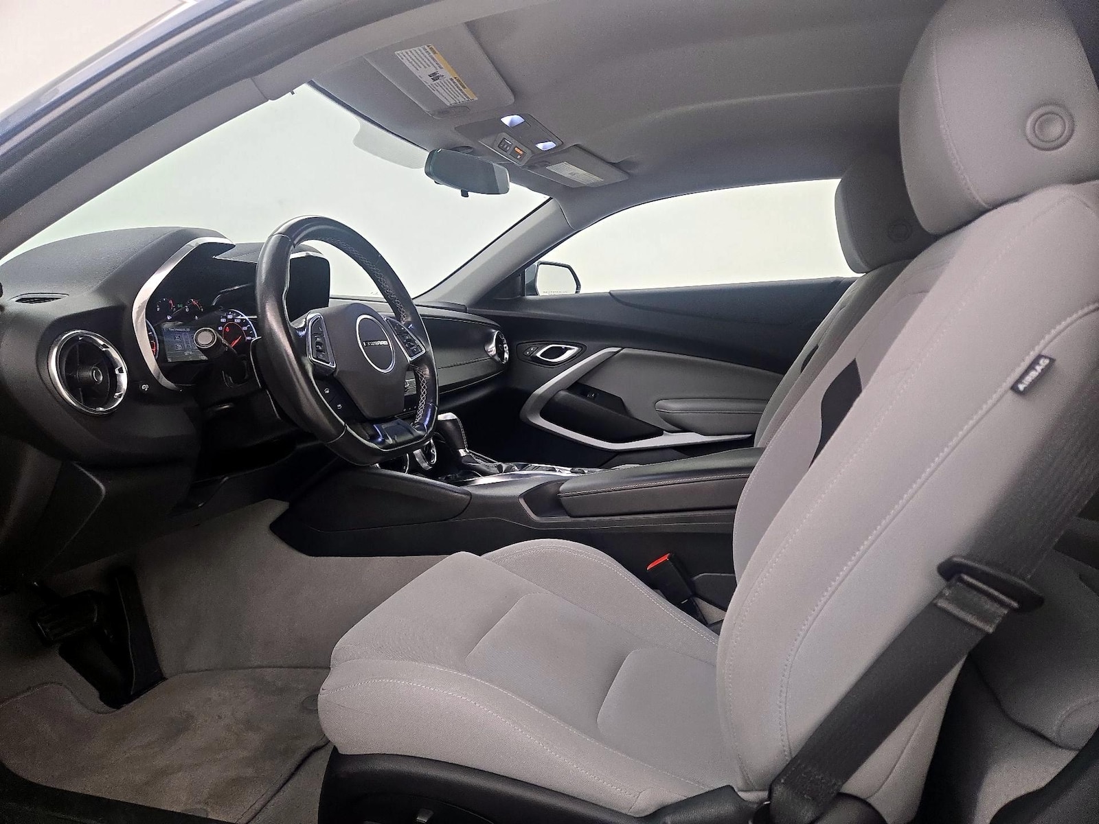 Power Seat(s) & Side Airbags
