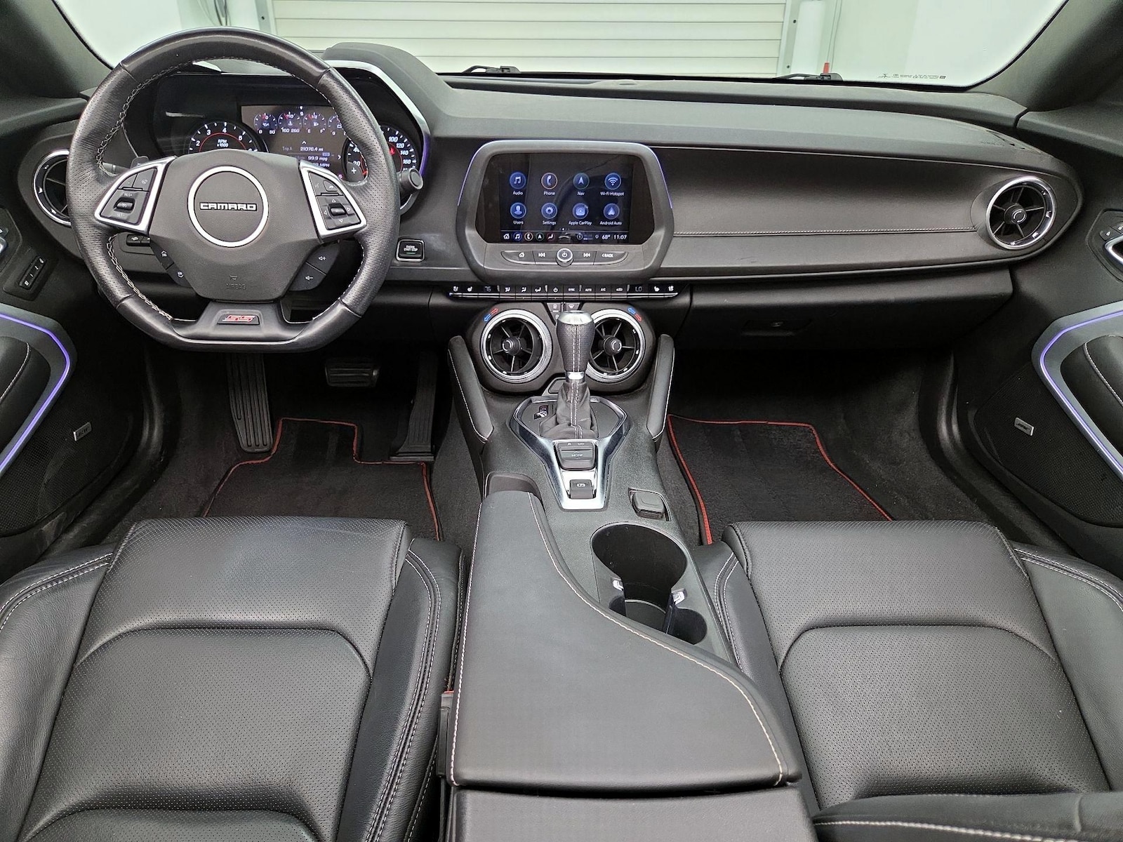 Apple CarPlay® & Android Auto™