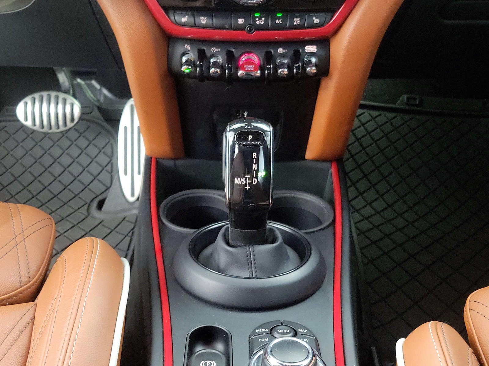 2024 MINI Countryman John Cooper Works - Photo 18