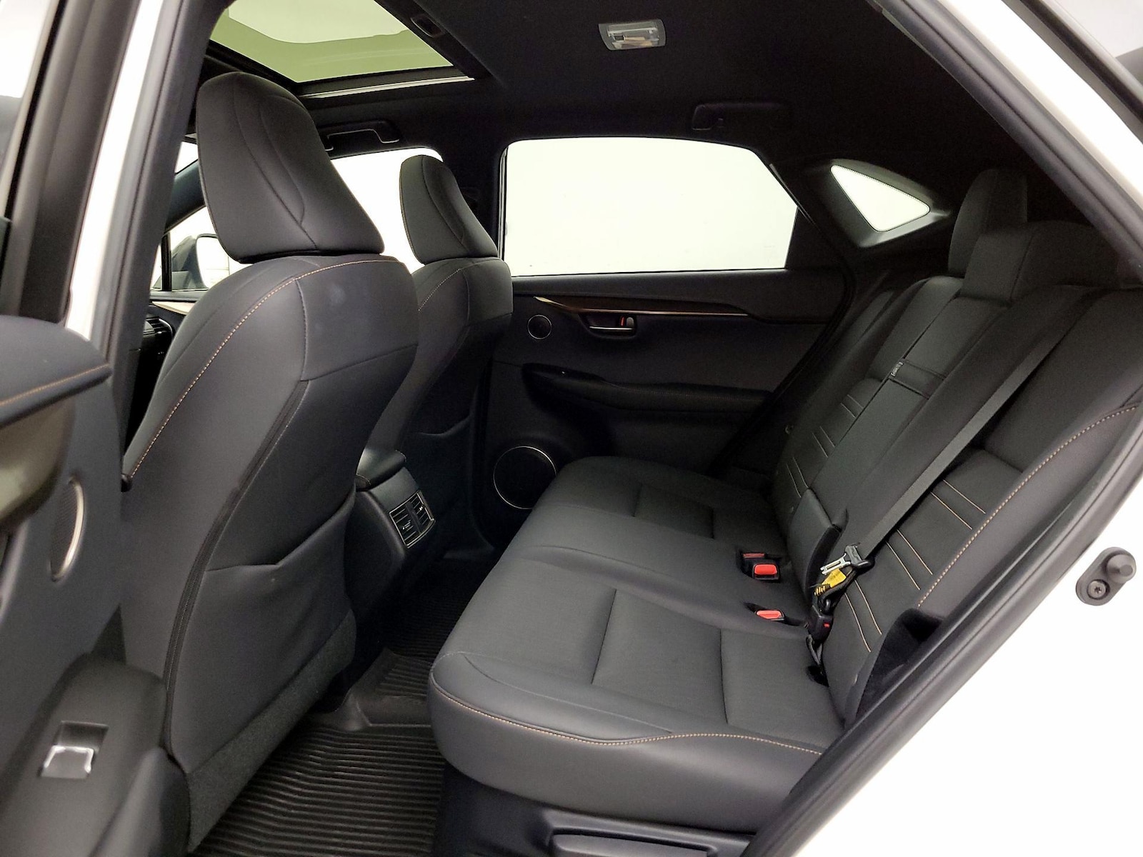 2020 Lexus NX 300 - Photo 22