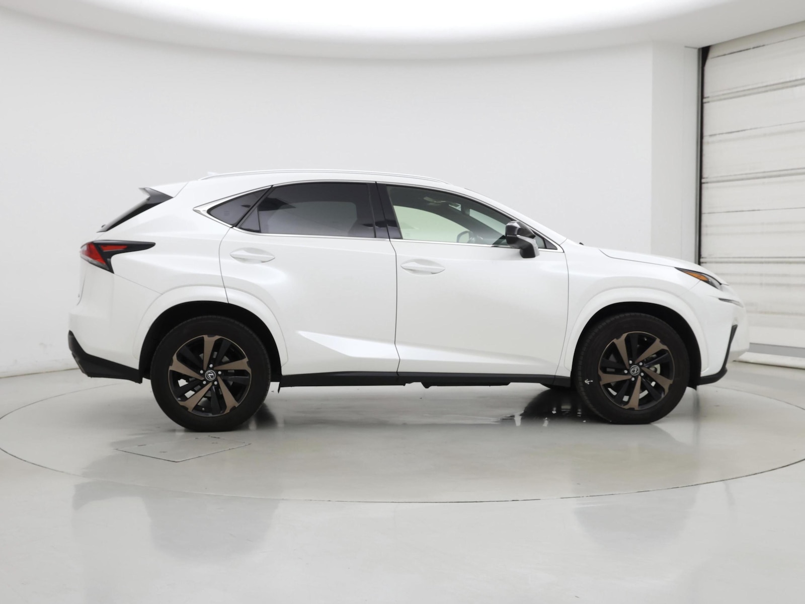 2020 Lexus NX 300 - Photo 8