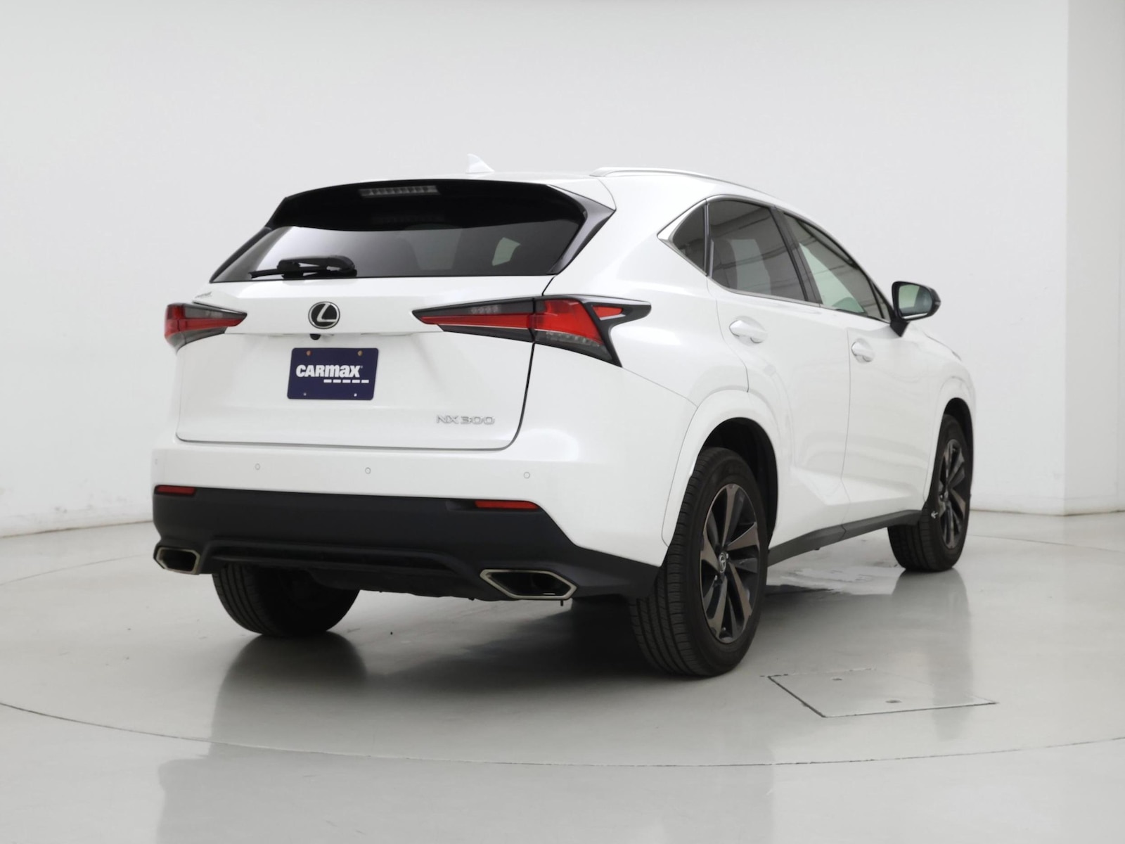 2020 Lexus NX 300 - Photo 9