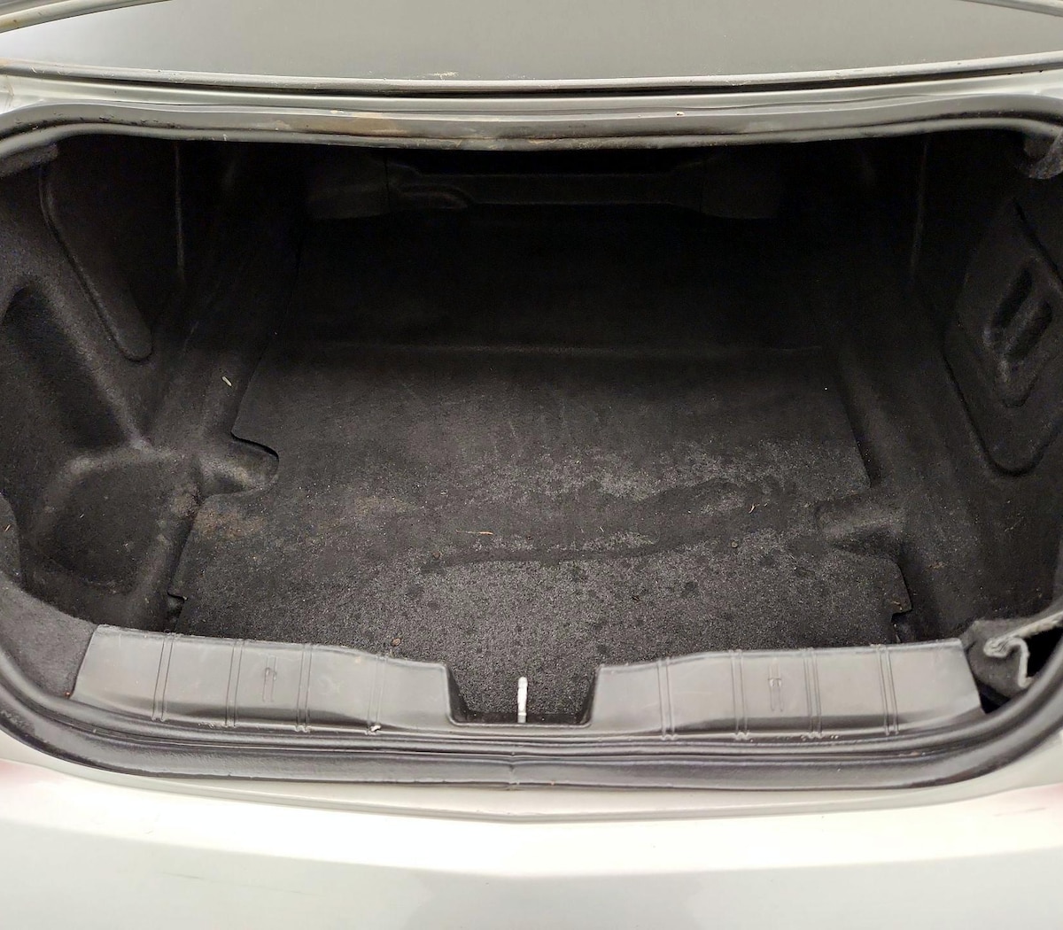 Trunk/Cargo (Seats Up)