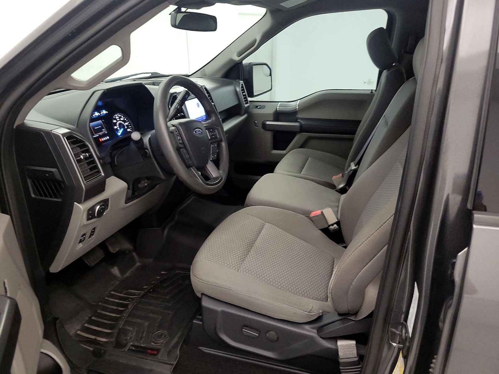 Power Seat(s) & Side Airbags