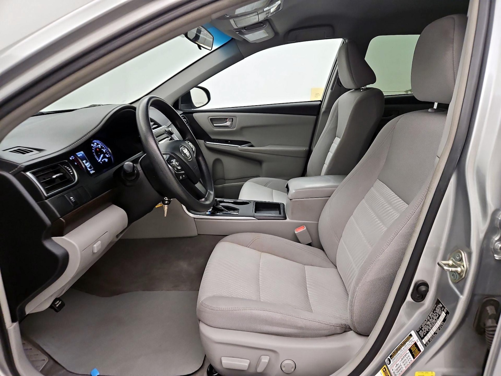 Power Seat(s) & Side Airbags