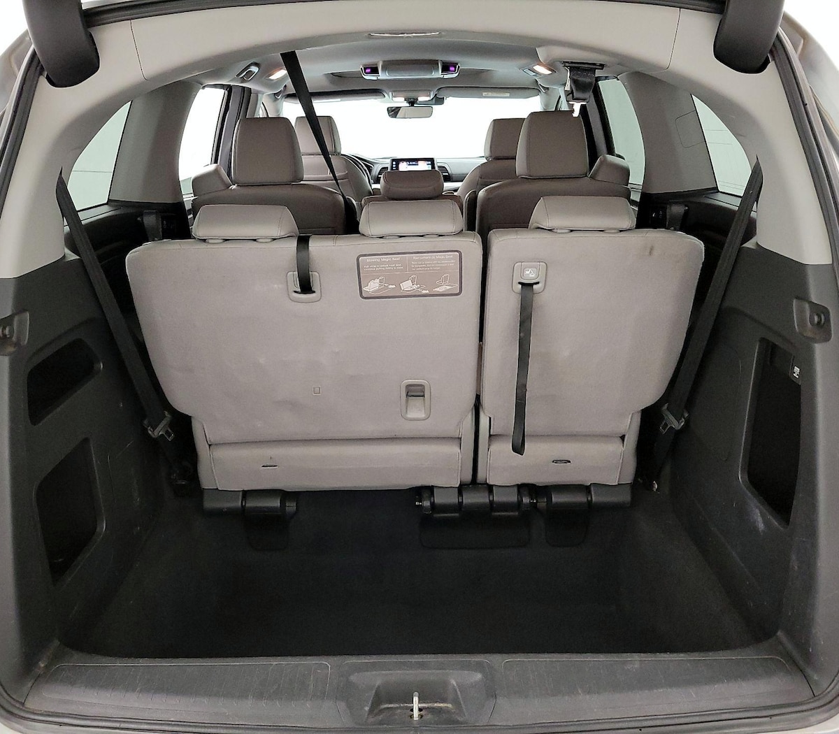 Trunk/Cargo (Seats Up)