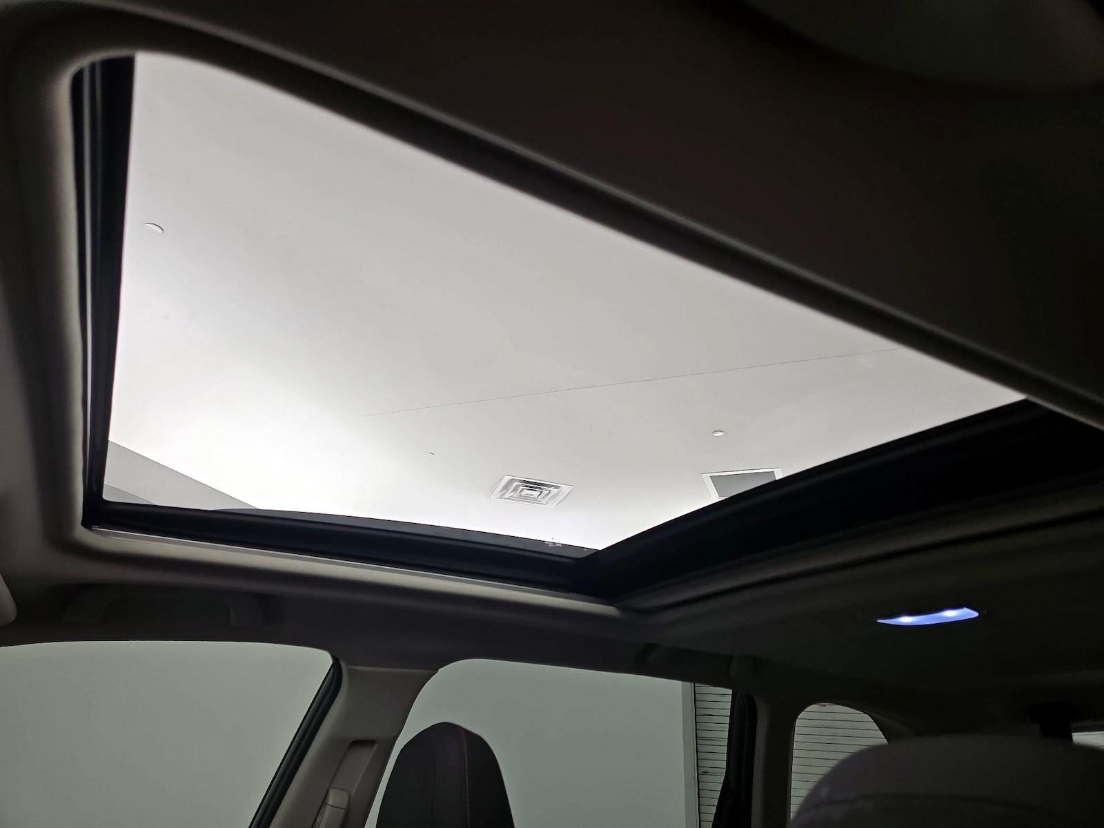 Panoramic Sunroof
