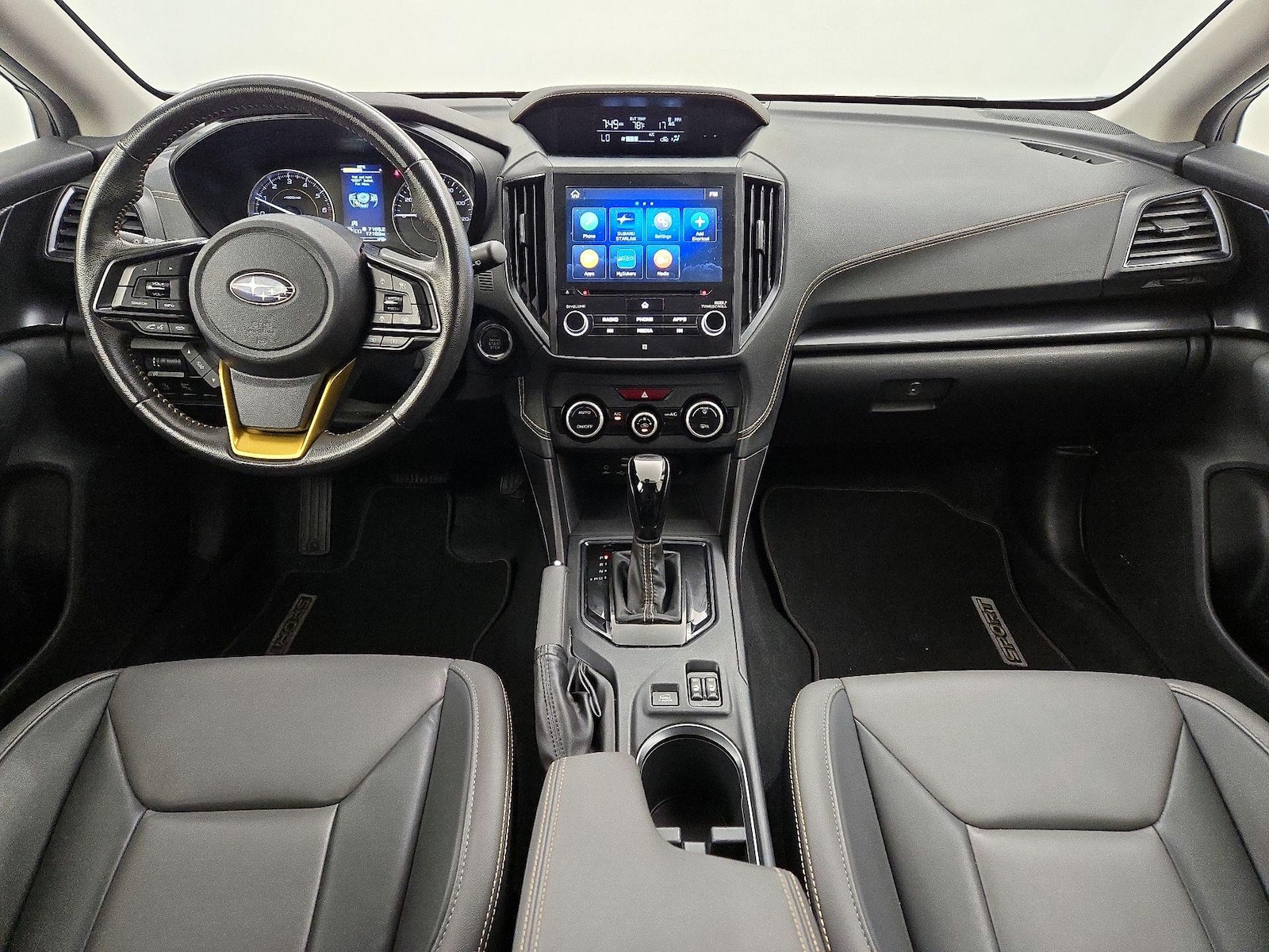 Apple CarPlay® & Android Auto™