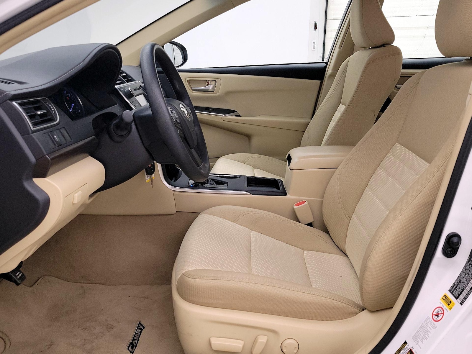 Power Seat(s) & Side Airbags