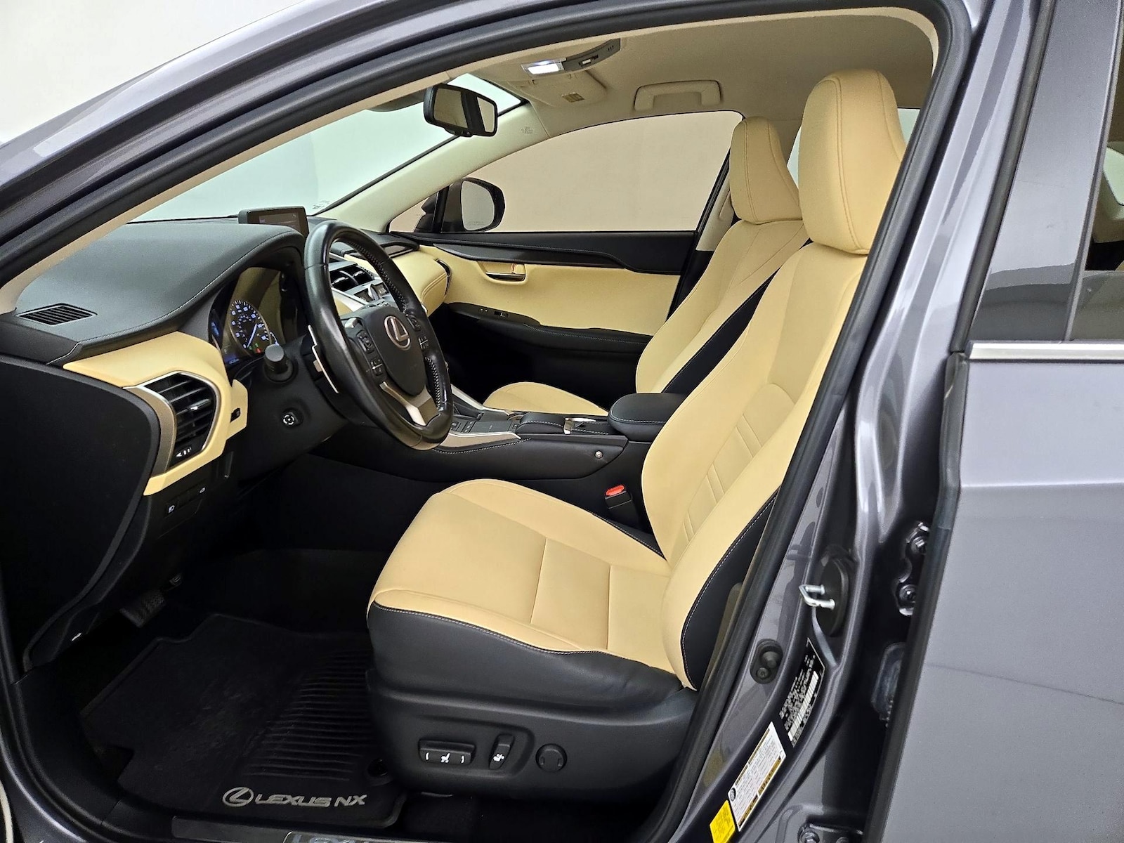 Power Seat(s) & Side Airbags