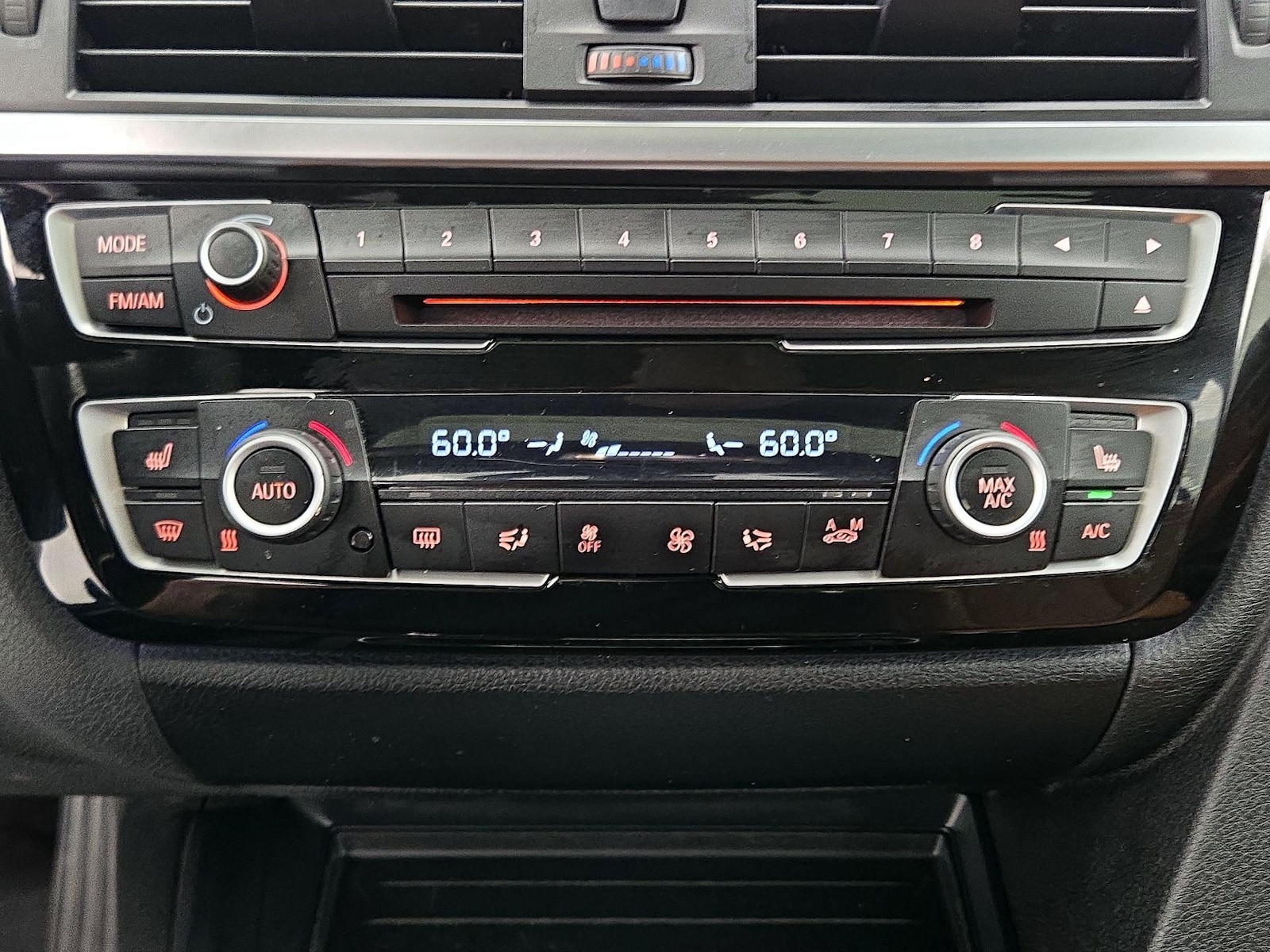 2016 BMW 3 Series 328i - Photo 18