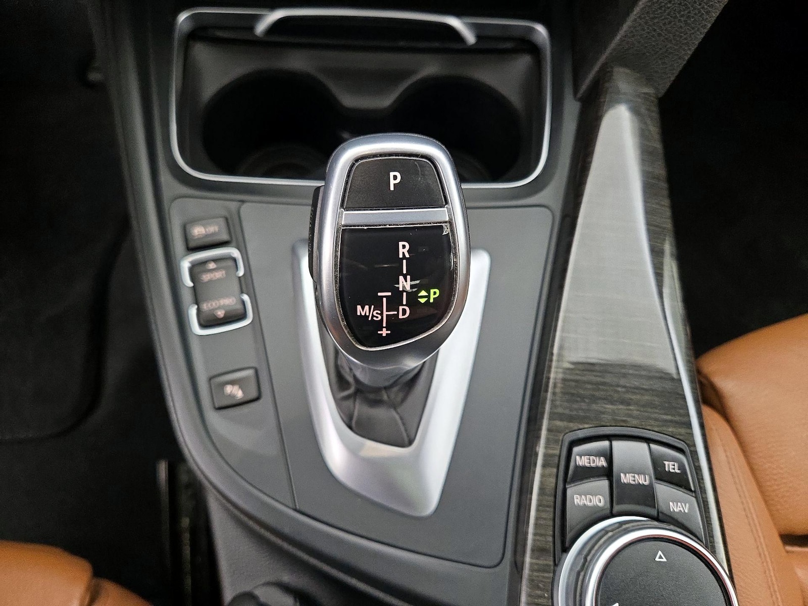 2016 BMW 3 Series 328i - Photo 19
