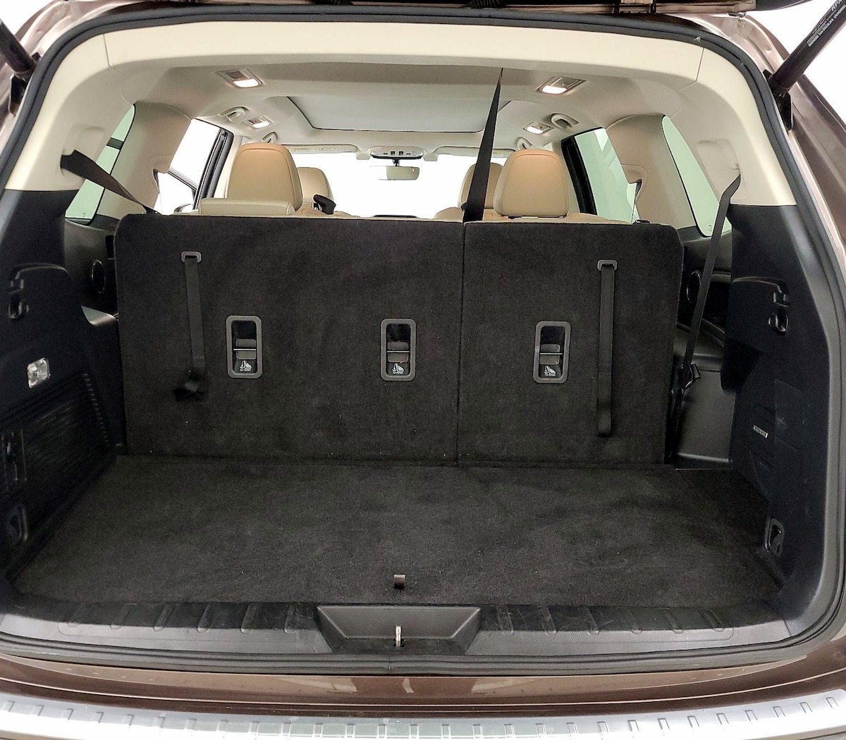 Trunk/Cargo (Seats Up)