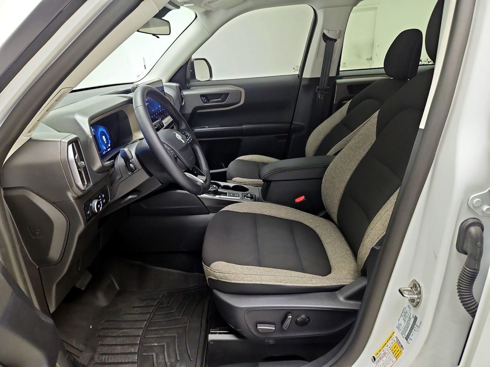 Power Seat(s) & Side Airbags