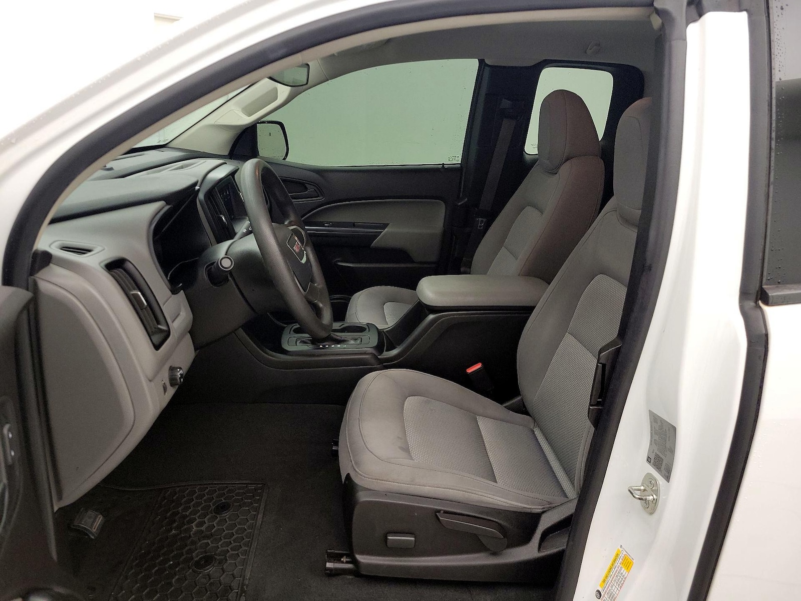 Power Seat(s) & Side Airbags