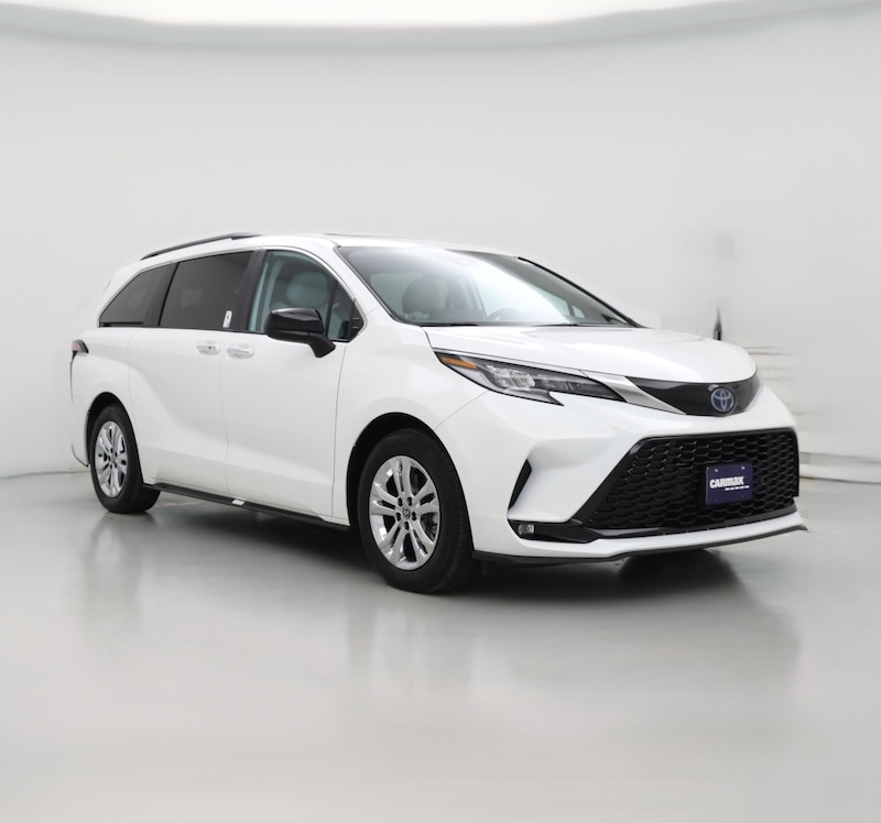 2023 Toyota Sienna Hybrid XSE