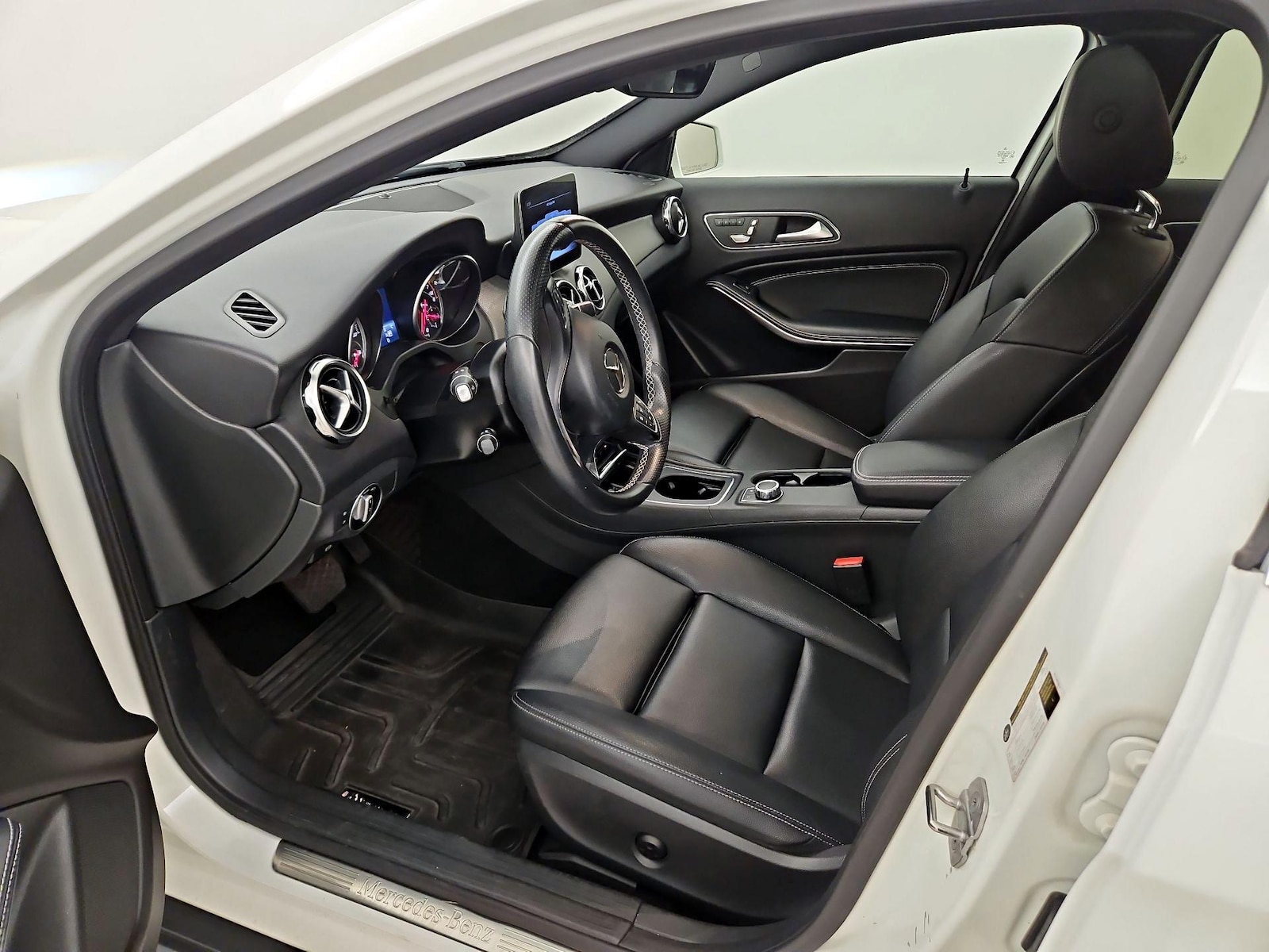 Power Seat(s) & Side Airbags