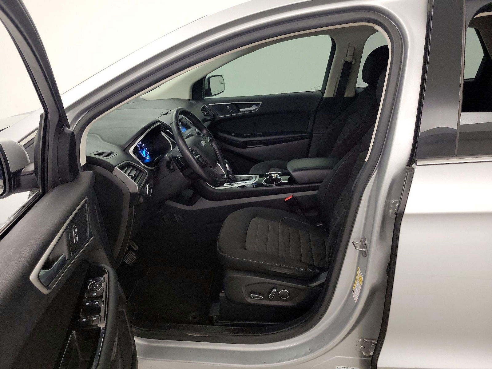 Power Seat(s) & Side Airbags