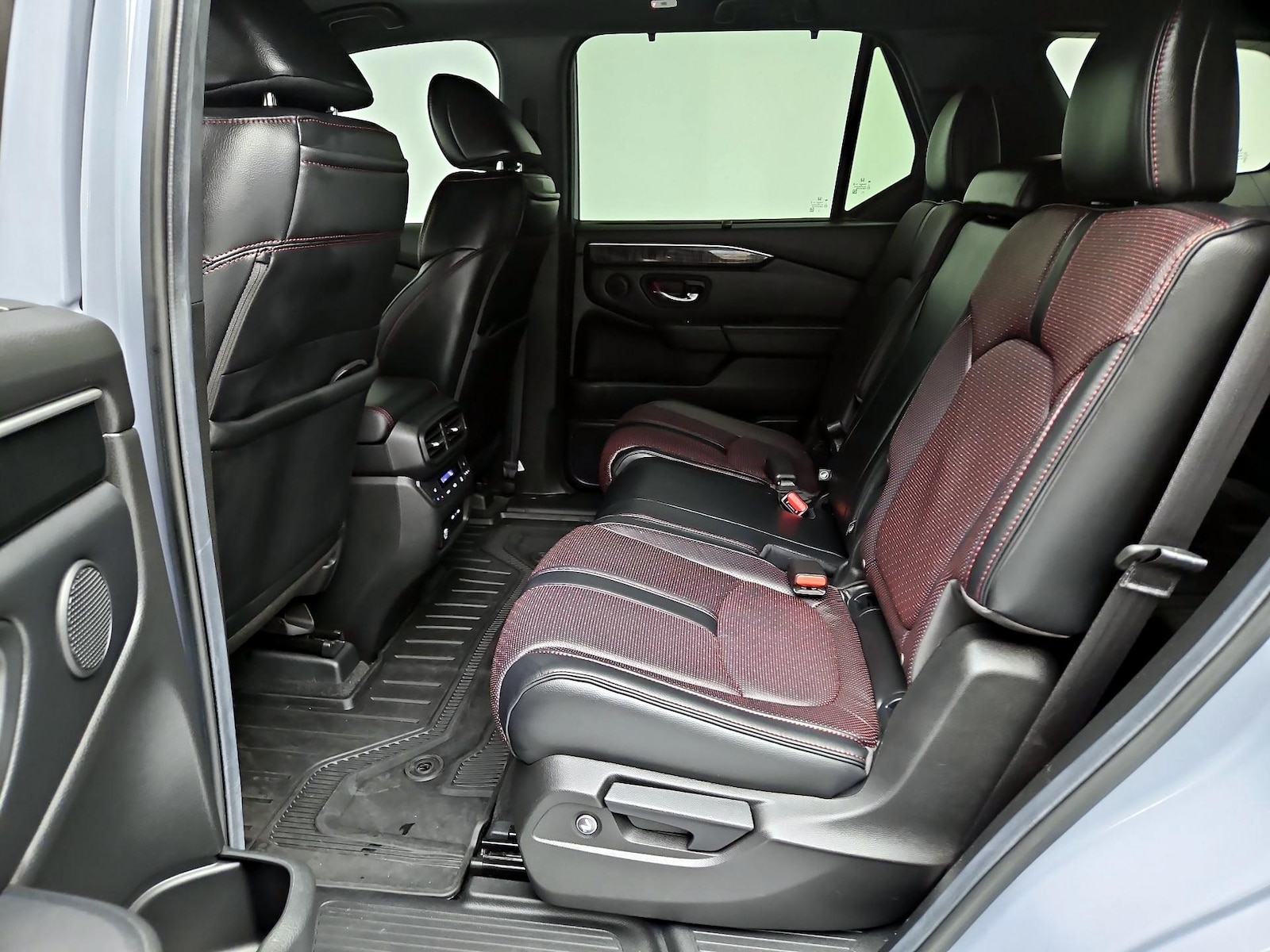 Rear Air Conditioning