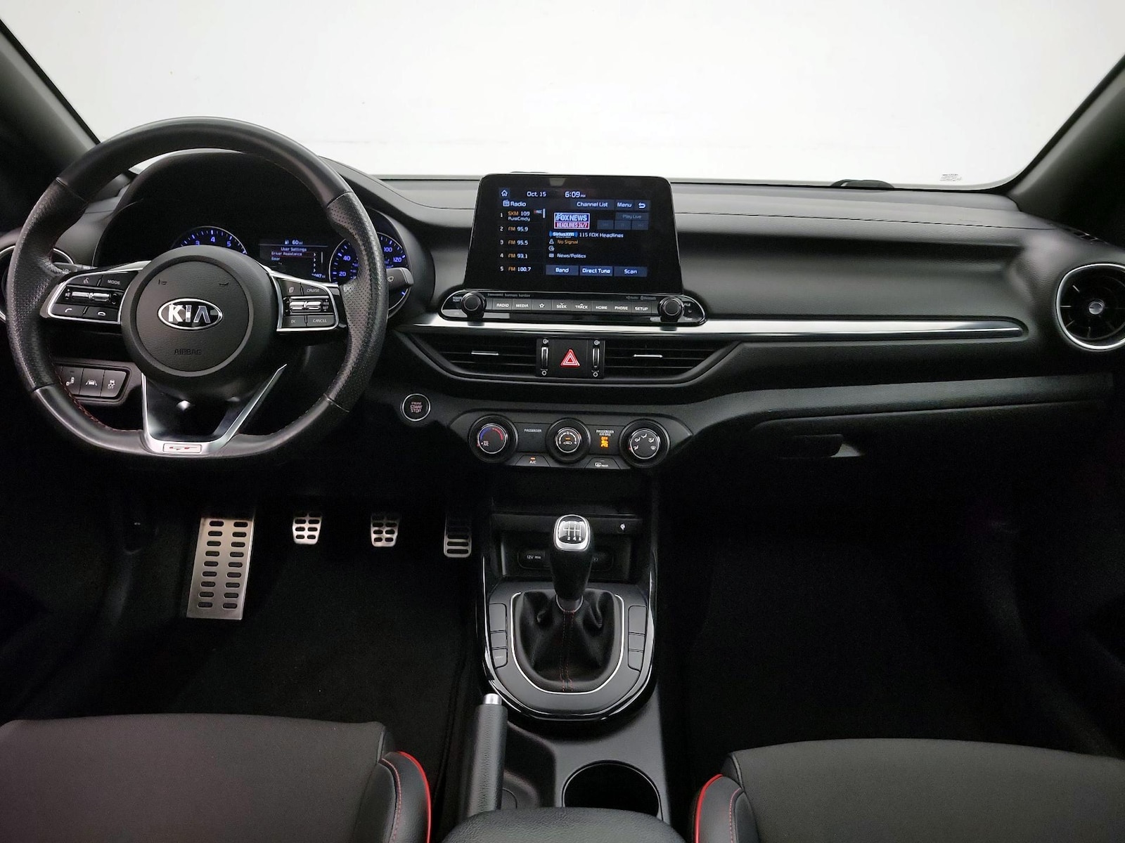 Apple CarPlay® & Android Auto™