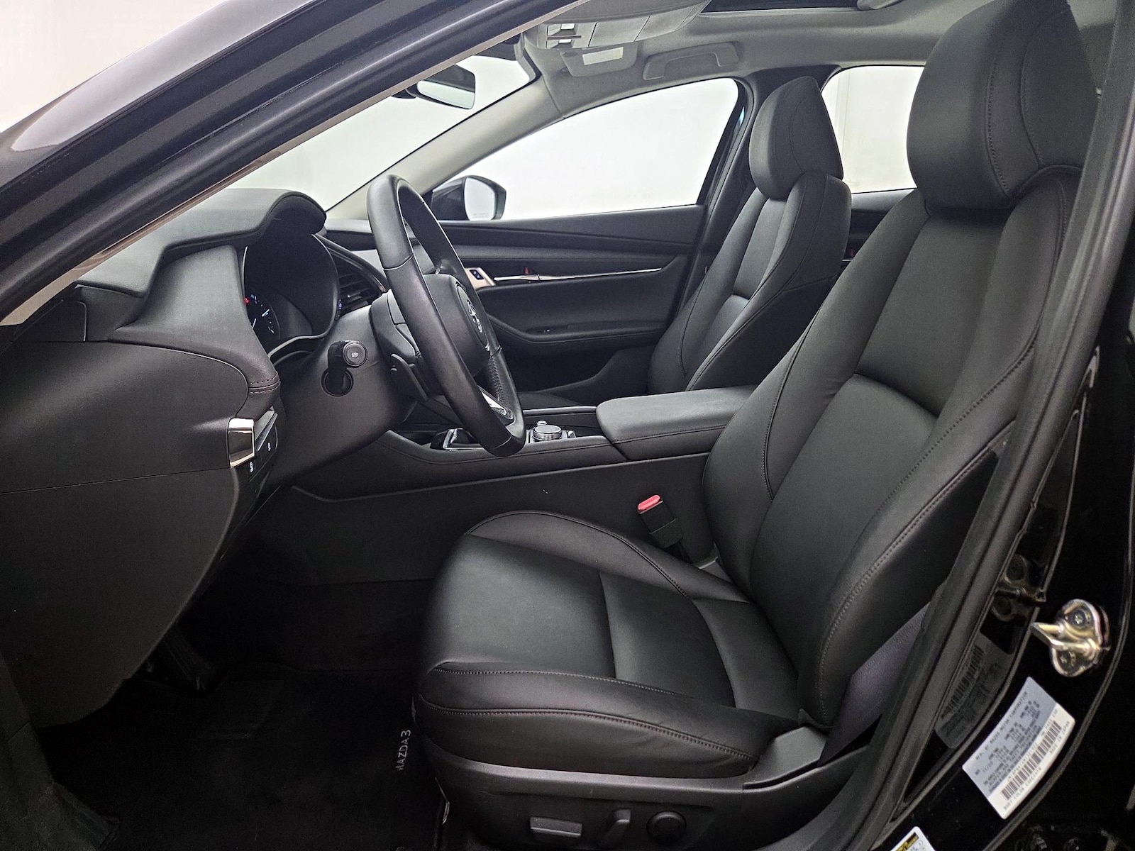 Side Airbags & Leatherette Seats
